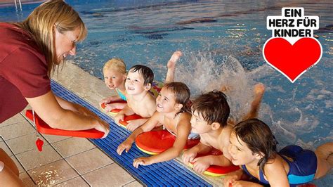 Juni 1980 in hamburg) ist ein deutscher journalist. Eine Million Euro für Schwimmkurse - „Ein Herz für Kinder"