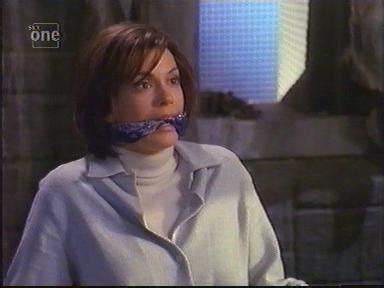 #teri hatcher #tales from the crypt #horror hottie #horror. TERI HATCHER | BONDAGE E DINTORNI