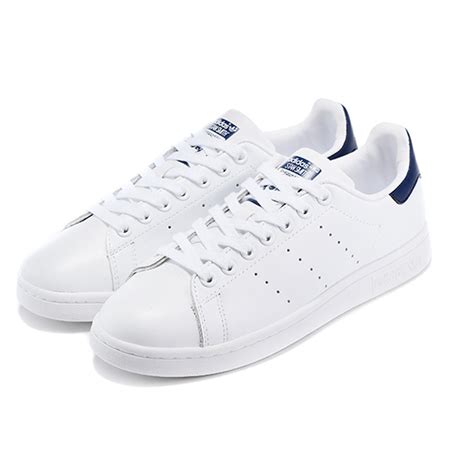 Viimeisimmät twiitit käyttäjältä stan smith (@stansmithonline). Pin de Amly Zheng en stan smith