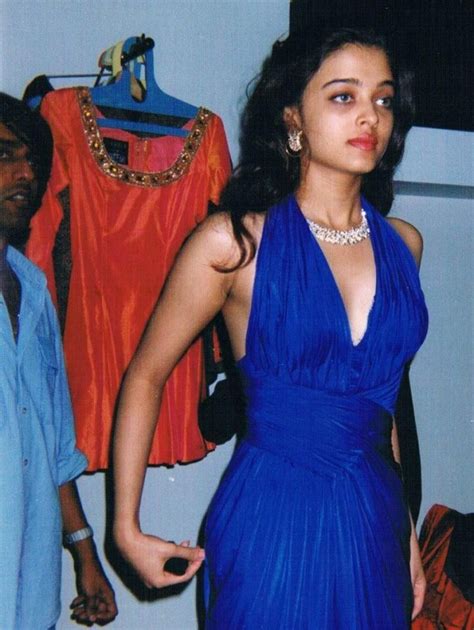 Miss world 1994 aishwarya rai was most beautiful and perfect before plastic surgery. Happy Birthday Aishwarya Rai: Rare and Unseen photos of ...