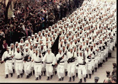 8,000 men and boys loaded onto trucks and killed by firing squad as they more than 8,000 bosnian muslim men and boys perished in 10 days of slaughter after srebrenica. Islamisierung in aller Stille