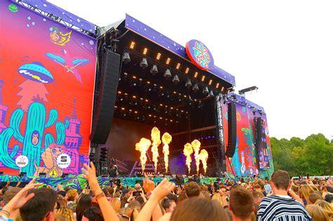 The more people who get vaccinated, the sooner we can all get back to the moments we. Robe Fixtures used throughout Lollapalooza Berlin - Access ...