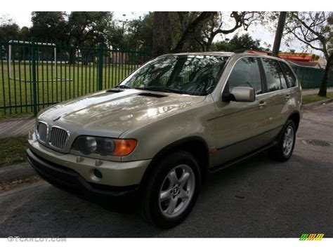 The x5 made its debut in 1999 as the e53 model. 2000 Pearl Beige Metallic BMW X5 4.4i #44511236 Photo #8 | GTCarLot.com - Car Color Galleries