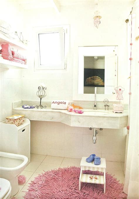 Hay muchas ideas para hacer uñas de unicornio, algunas mas fáciles que otras. Baño decorado para niñas | Baños para niñas, Decoración de ...