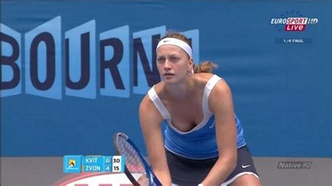 V sedle bicyklu dokázal vyjet i kopce, na nichž se potí slavní vrchaři při giru d'italia. Petra Kvitova images Petra Kvitova Australian Open 2011 ...