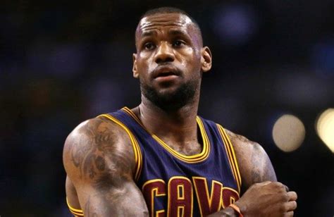 Statunitense e del belize, paese originario della madre. LeBron James Believes He Won't Have to Carry the Load for ...