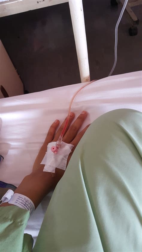 Check spelling or type a new query. Tangan Gambar Orang Sakit Dalam Wad