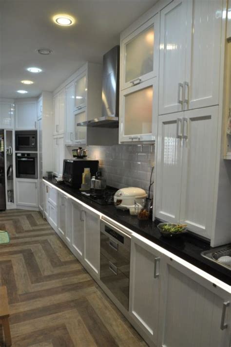 3 jutaan untuk model biasa. 17 Lemari Dapur Aluminium Unik yang Perlu Anda Pertimbangkan
