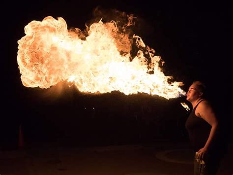 Keren wikwik cewe dapat anda temukan secara free. Hire Sarah Tonin - Fire Performer in Toronto, Ontario