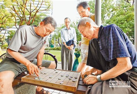 Ministry of environment (환경부, 環境部). 勞動部推「職務再設計」協助中高齡勞工紓困 - 中時電子報