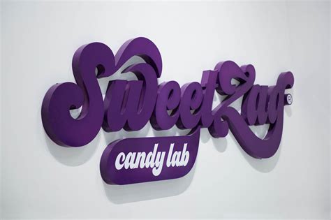 Check spelling or type a new query. 최초의 사탕 실험실 인 SweetZag의 초현실적 인 디자인
