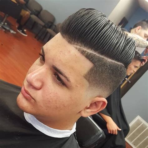 In many ways, the classic taper haircut is like the disconnected undercut.the hair on the sides and back is tapered quite short while the hair on top is left long. Pin on Taper Fade