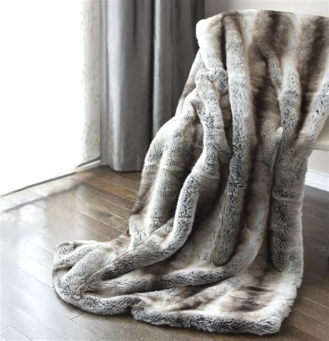 This throw is oversized, nearly a foot larger in length and width compared to standard heated throws. Amazon.com: Luxury Faux Fur Oversized Throw Blanket with ...