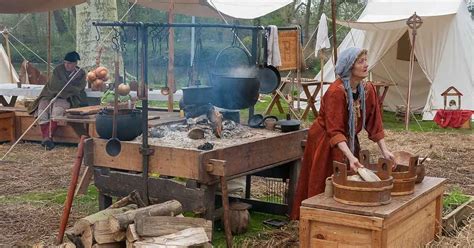 Skolen ligger på grefsenåsen med en fantastisk panoramautsikt over byen og oslofjorden. Historiekritikk i skolen - høringssvar