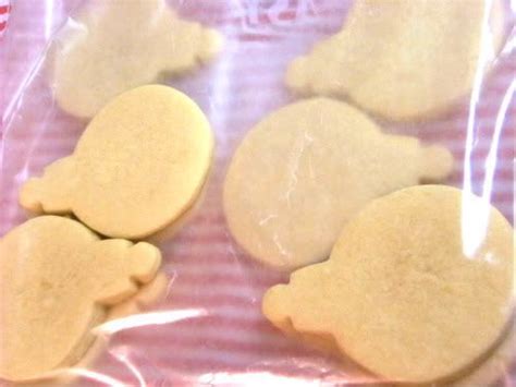 99 christmas cookie recipes to fire up the festive spirit. How to Freeze Cookies | Frozen cookies, Cookies, Cookie buffet