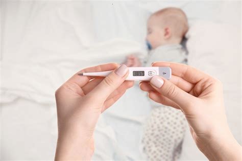 Mulai dari kompres dingin, mandi, dan meminum ramuan obat tradisional penurun panas anak dan dewasa. Ketahui Suhu Normal Bayi dan Cara Mengukurnya dengan Tepat ...