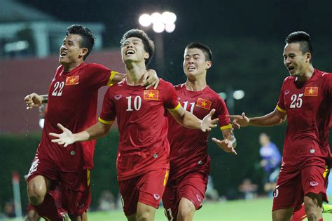 320 hits separuh akhir pertama jdt vs selangor fa piala malaysia 2019 berikut adalah butir butir perlawanan tersebut cara mudah buat duit di shopee vs separuh akhir. Vietnam Kuasai Separuh Akhir Piala AFF - #toodiadotmy