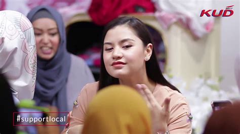 Karnival usahawan desa (kud) merupakan projek di bawah program pemasaran untuk memperkenalkan, mempromosi dan memperluaskan akses pasaran yang akan dapat memartabatkan produk/perkhidmatan luar bandar melalui gabungan pelbagai strategi pemasaran dalam satu program. KARNIVAL USAHAWAN DESA 2017 @ PWTC (Hari Ke-2) - YouTube