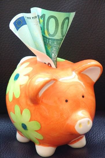 Wir investieren nicht in atomkraft, rüstung und lebensmittelspekulation. Bild zu: Studie der Sparda-Bank: Hessische Kinder sparen ...