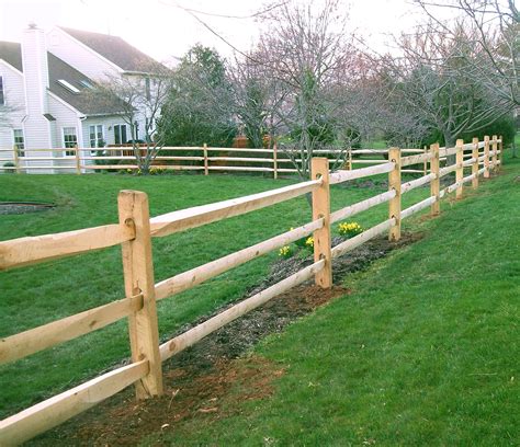 Vinyl ranch fence rails without fasteners; Wood Fencing in Maryland - Tri County Fence & Decks