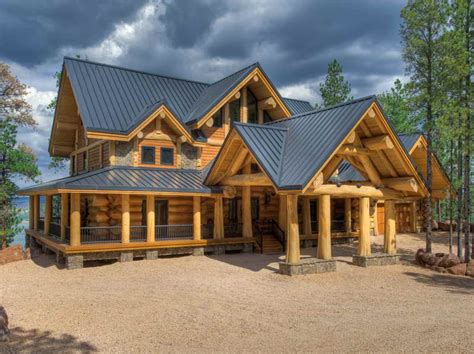 It serves as an educational representation of frontier living in the years following the revolutionary war. Cabin Homes Interior Log Daniel Boone Home House - House ...