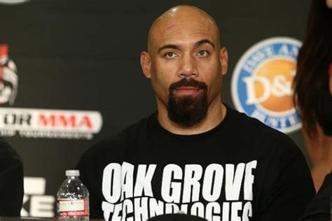 A collection of facts like salary, net worth, married, affair, dating, girlfriend, children, career, and more can also be found. Former UFC, Bellator Heavyweight Lavar Johnson Arrested ...