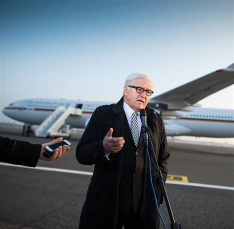 The transplant was a success, and steinmeier returned to politics later that year. Frank-Walter Steinmeier: Münteferings Geburtstagsgrüße im ...