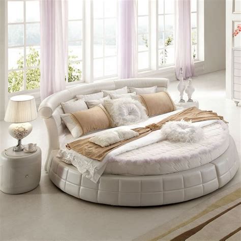 One of the best ways to spice up the bedroom is to go shopping! 30 Round Beds That Will Spice Up Your Bedroom | Circle bed ...