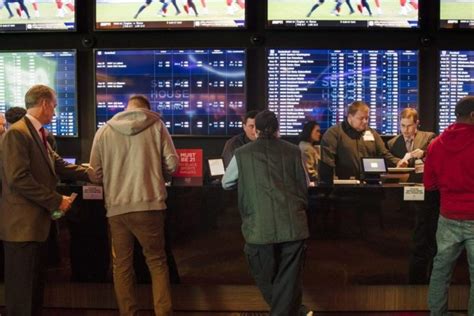 Illinois sports betting has been given the green light. Are Women Better At Sports Betting Than Men? - The Frisky