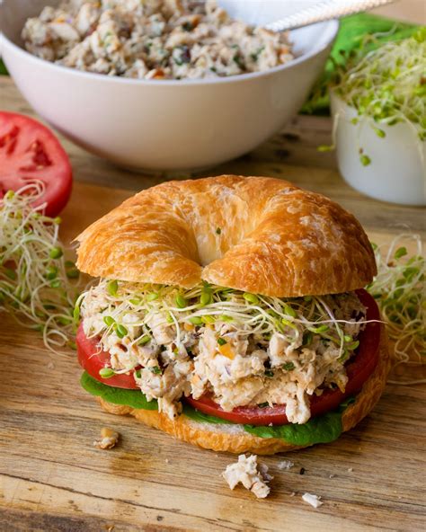 Water chestnuts are a staple food in my pantry and once you try them they will be in yours as well! Hot Chicken Salad Recipe With Water Chestnuts - Hot ...