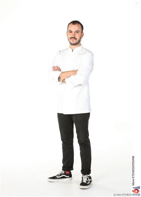 M6 a promis une saison pleine de surprises avec des candidats aux parcours aussi variés qu'originaux. Top Chef 2021 : Photos et portraits des 15 candidats : le ...