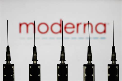 Crystal goomansingh reports on what moderna is saying about its shot, and why the company is working on a booster. Moderna tweaking COVID vaccine to target evasive new ...