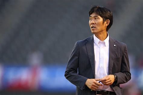 元 #サッカー日本代表 背番号10 #名波浩 の、忘れられない90分。 森保監督にサッカー界全体の協力を。五輪代表とクラブの ...