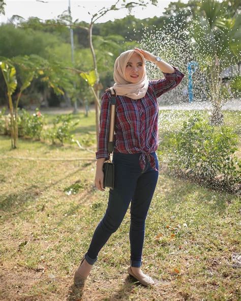 Maybe you would like to learn more about one of these? Pin di Muslim Ladies