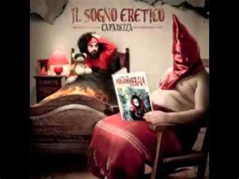 Il sogno eretico (translatable as the heretical dream) is the fifth studio album by the italian rapper caparezza, released on march 1, 2011. CapaRezza-La ghigliottina-Il sogno eretico - YouTube