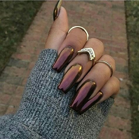 Las uñas de los dedos del pie suelen ser más duras que las de las manos, ya que siempre están frotándose contra calcetines y zapatos. Uñas Pintadas Morenas : Pin de Вергиния Лазарова en Nails ...