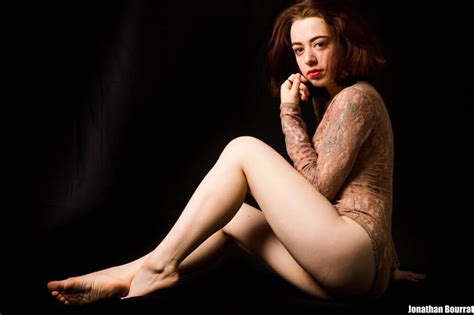 Je suis une personne créative, mon travail est mon hobby! Séance Photo Boudoir Lyon - Jonathan Bourrat Tel:06 67 47 ...