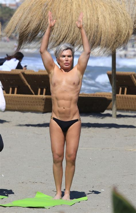 Rodrigo alves foi entrevistado pelo trabloide britânico the mirror. Com tanquinho de R$ 80 mil, Ken Humano brasileiro faz ...