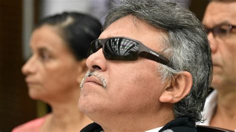 Este bandido sin escrúpulos, se burló una vez más de los colombianos y de la justicia, y hoy debe estar disfrutando de toda la plata que consiguió con el narcotráfico. 'Jesús Santrich' estaría herido en su celda, según su ...