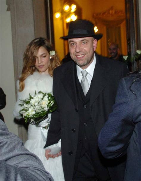 Si parla di separazione per micaela ramazzotti e paolo virzì. Oggi Sposi blog: MICAELA RAMAZZOTTI matrimonio del 17 ...