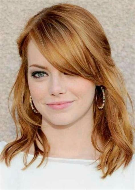 Emma stone knows the chic way to wear color: Emma Stone | Strawberry blonde hair color, Blonde hair ...