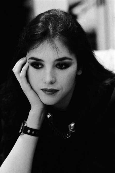 Voir plus d'idées sur le thème isabelle adjani, actrice, actrice française. Isabelle Yasmine Adjani | 역사, 스타일, 동경