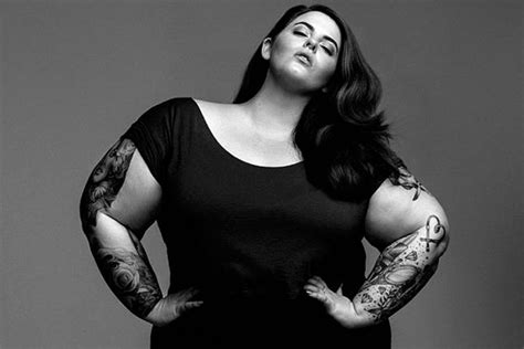 See more ideas about plus size model, model poses, plus size. XXL-Model Poses for First Agency Shoot - Bird In Flight