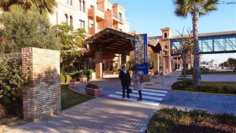 Maybe you would like to learn more about one of these? Hotel Barcelo Punta Umbria Beach Resort Fotos