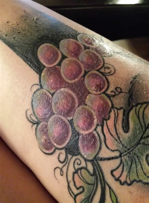 Du findest mich auch auf instagram: Farbe nach Pellen | Tattoo-Bewertung.de