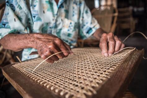A small business in which…. Cane - Cottage Industries in Sri Lanka | Green Holiday Travels