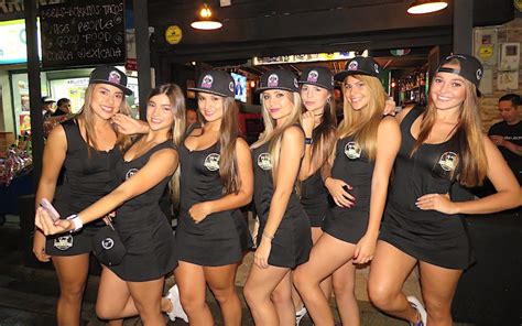 1 nightclubs & pick up bars. How To Date And Mate With Medellin women - My Experience ...