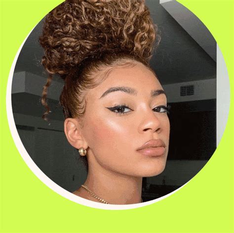 If you have bangs or slightly layered hair in the. 18 Long Curly Hairstyles for 2019 - Easy Curly Hair Tutorials