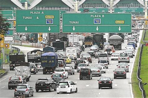 It has two sides, plaza a on the right and plaza b on the left. No more Penang Bridge motorcycle toll IF Barisan Nasional ...