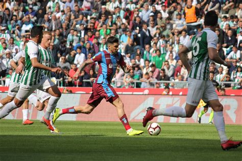 Spor toto süper lig'in ilk haftasında atiker konyaspor'u konuk eden trabzonspor. Trabzonspor ile Konyaspor yenişemedi